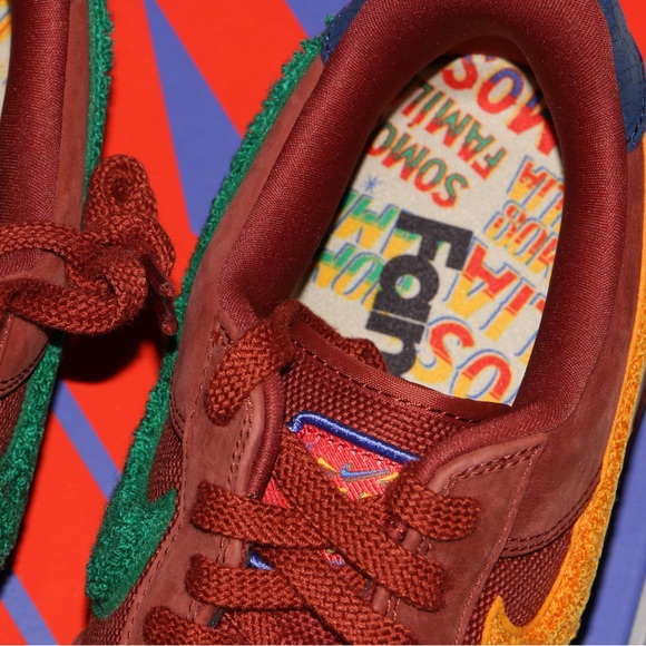 Nike Air Force 1 Low 'La Familia’ Red SP DV5153-600 Mens Size 11 Women’s 12.5 - Picture 16 of 16